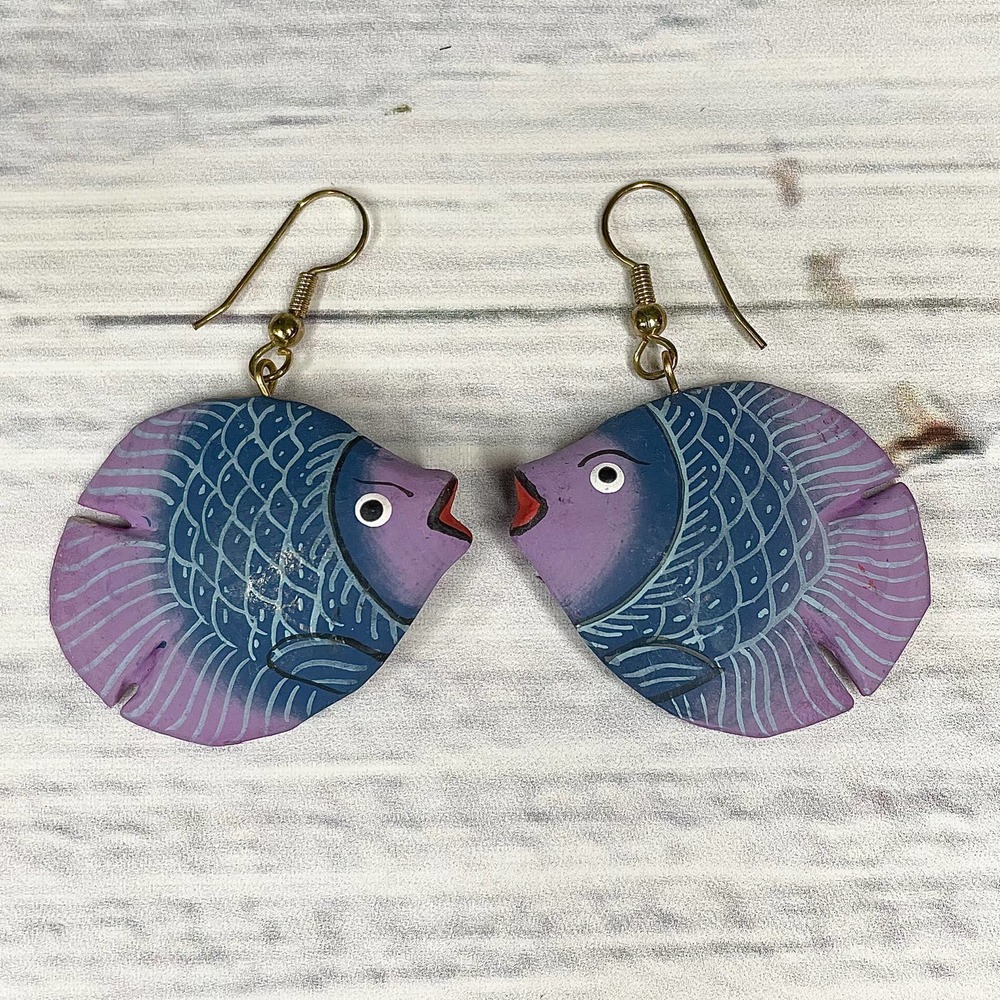 Vintage Hand Painted Artisan Wood Fish Dangle Drop Earrings Ocean Aquatic